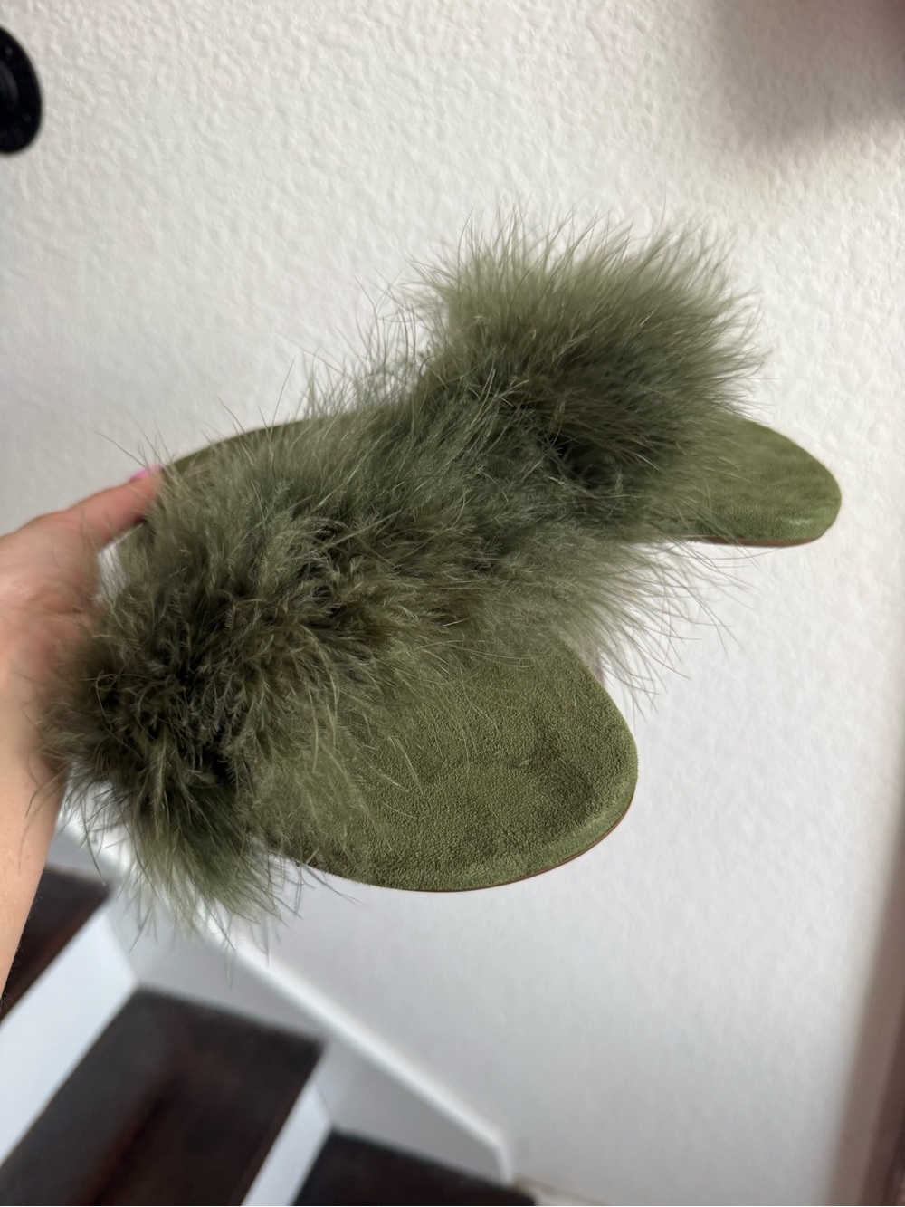 Amélie Home Green Feather House Slipper Slides NWT Sz: 9 - Picture 10 of 10